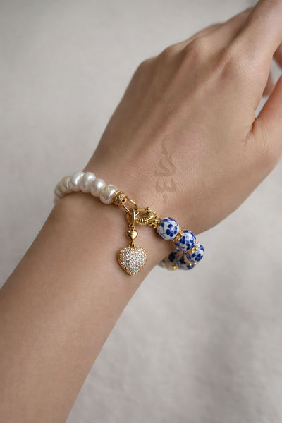 925 silver (18K gold plated) bracelet crafted with natural pearls and ceramicbeads