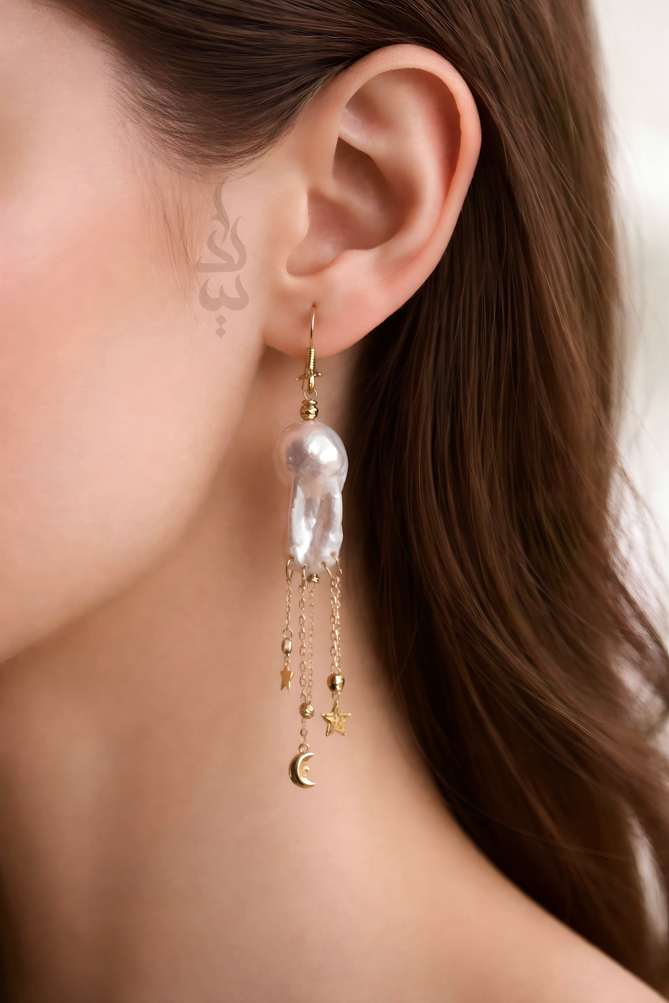 18K gold with baroque pearl earrings